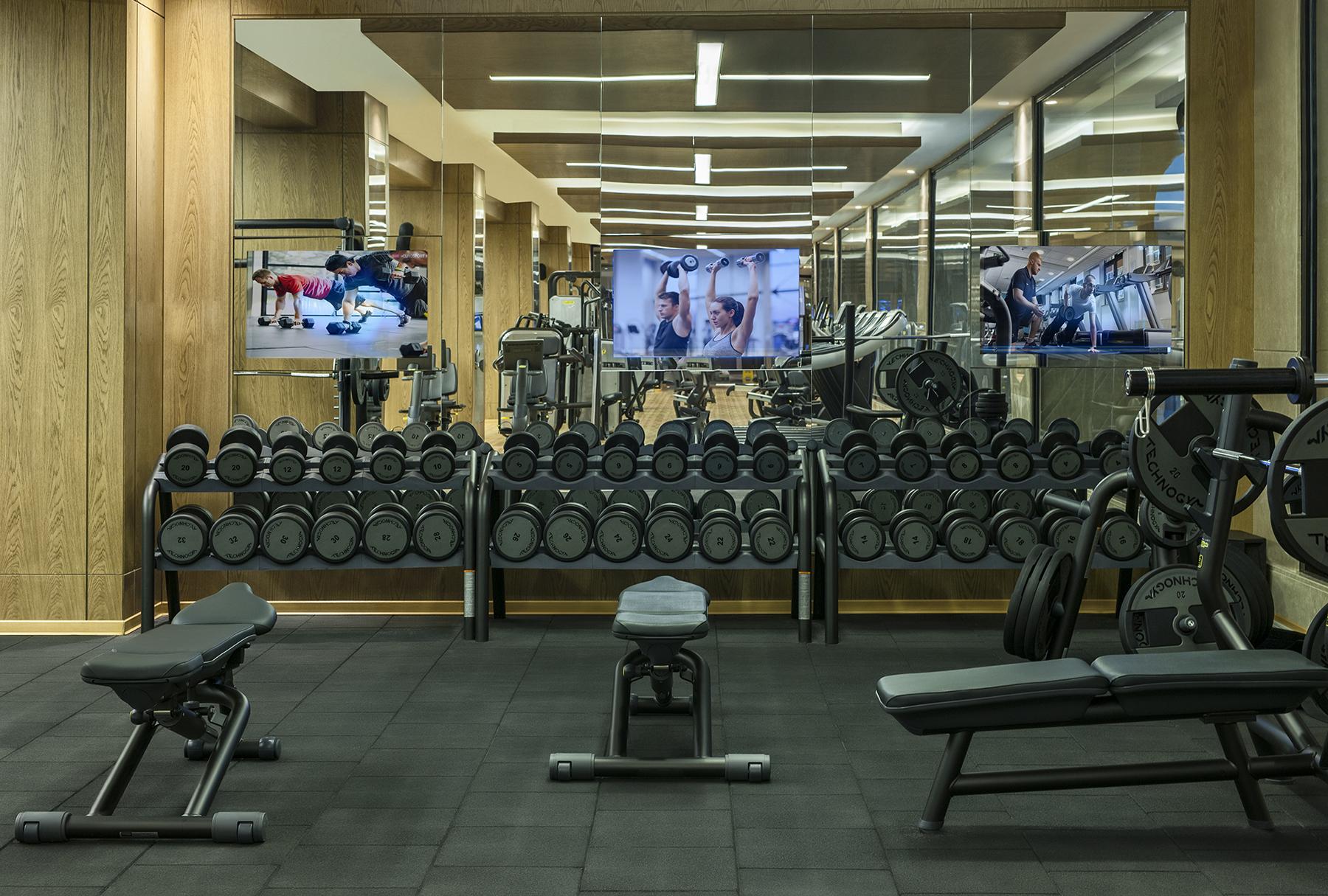 Elite World Grand Istanbul Basin Ekspres Hotel Екстериор снимка The gym at the London Marriott Grand Ballroom