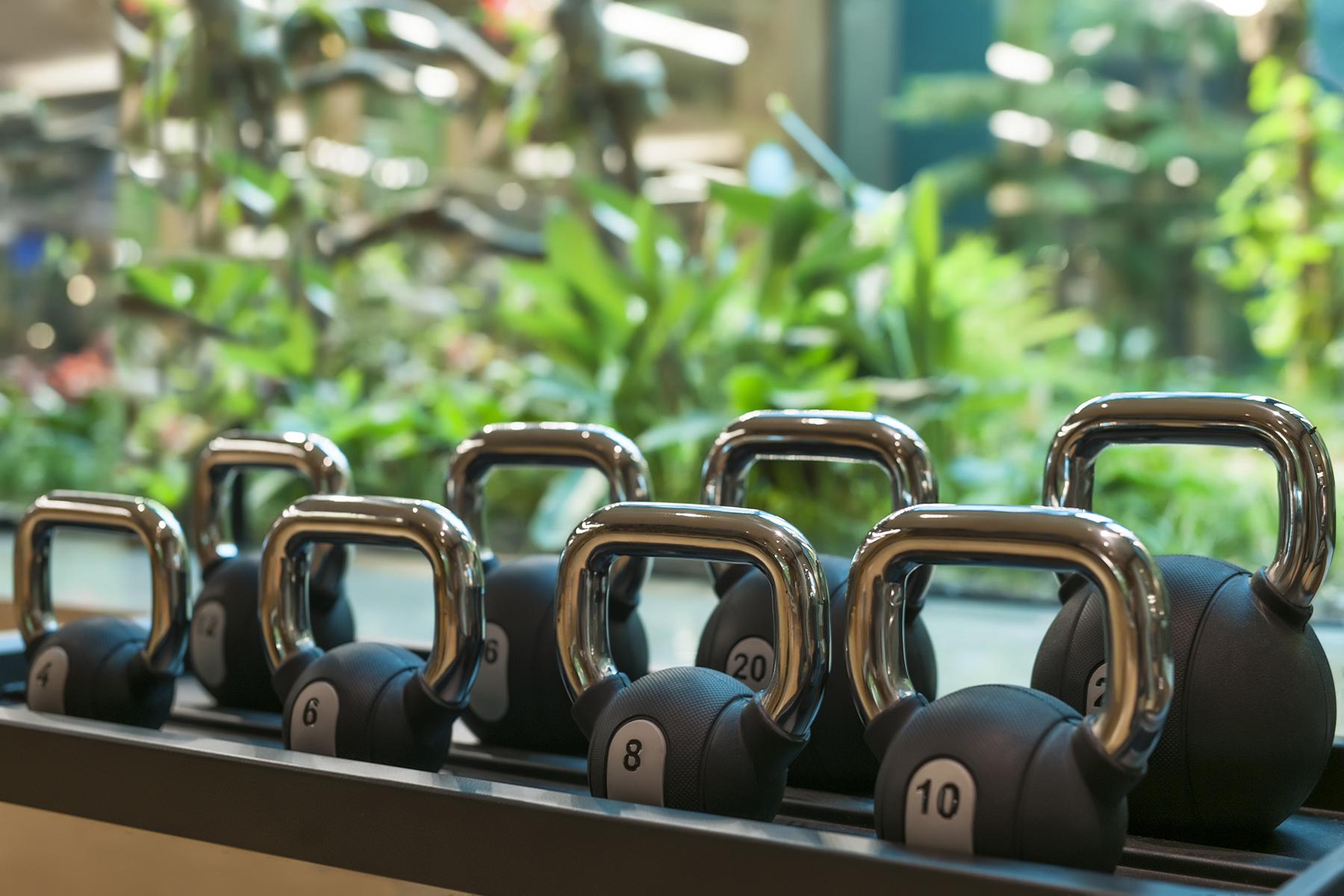 Elite World Grand Istanbul Basin Ekspres Hotel Екстериор снимка A rack of kettlebells