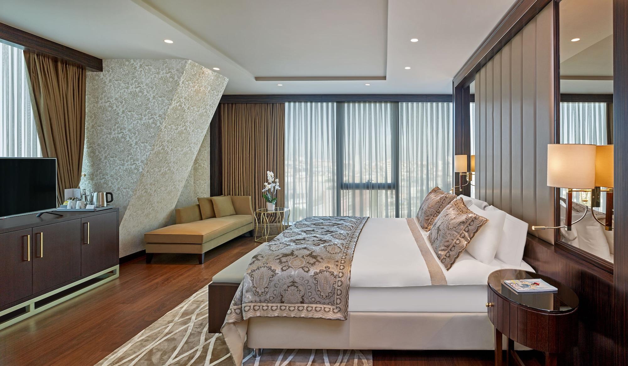 Elite World Grand Istanbul Basin Ekspres Hotel Екстериор снимка