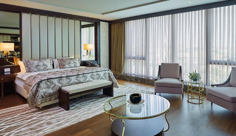 Elite World Grand Istanbul Basin Ekspres Hotel Екстериор снимка A bedroom at the hotel