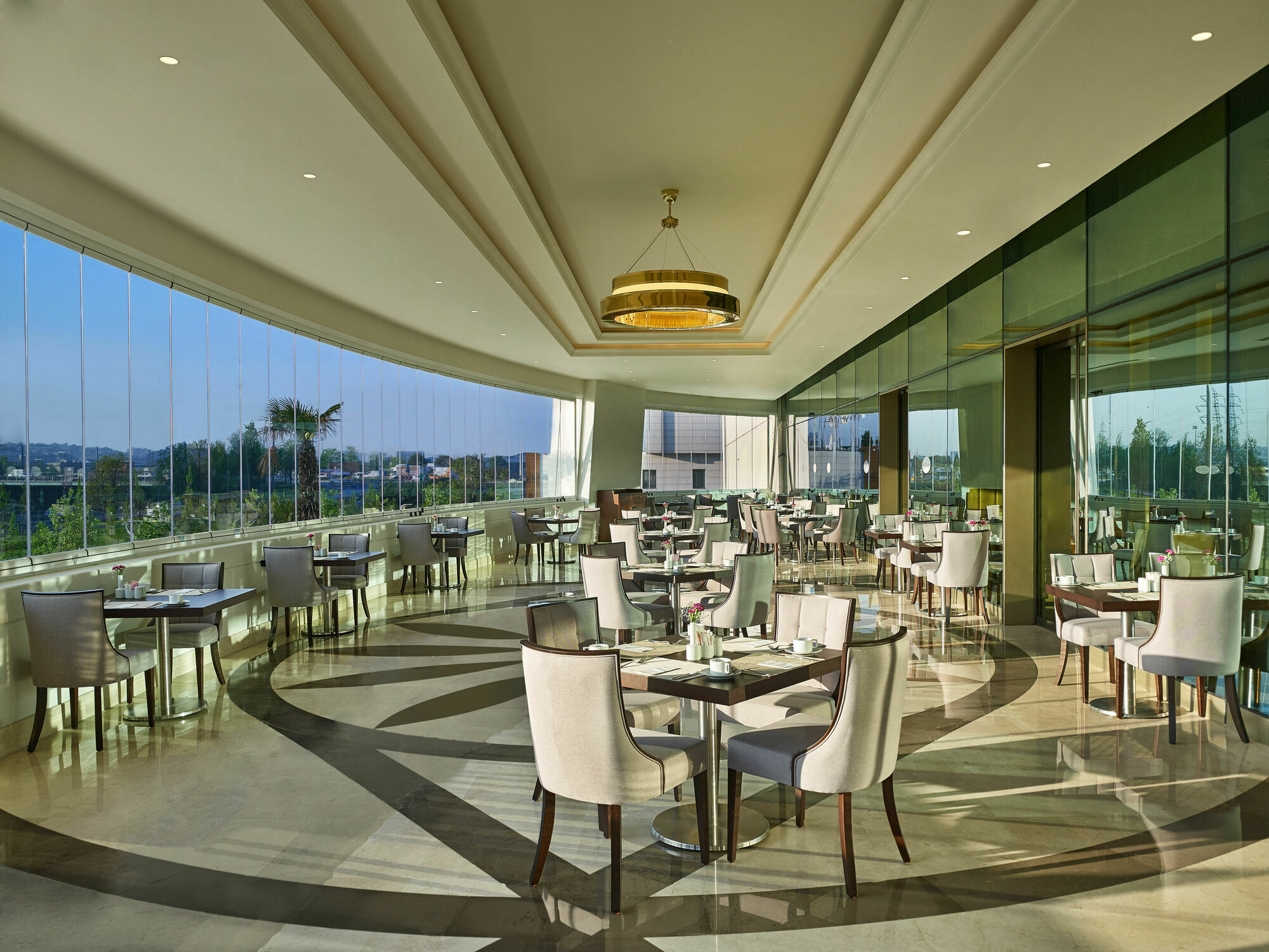Elite World Grand Istanbul Basin Ekspres Hotel Екстериор снимка The Terrace